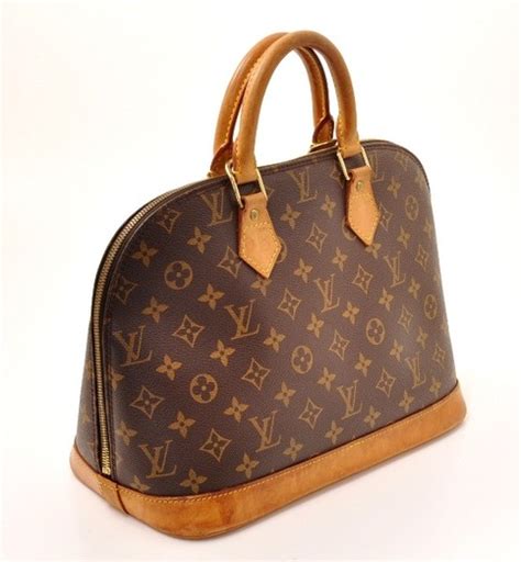 outlet louis vuitton suisse|outlet louis vuitton official sale.